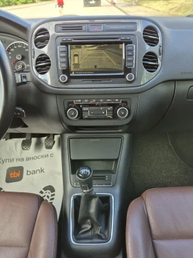 VW Tiguan 2.0TDI FaceLift Navi Кожа Камера Подгрев, снимка 15