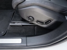 Volvo XC60 T8 AWD = Plus Dark = Гаранция, снимка 6