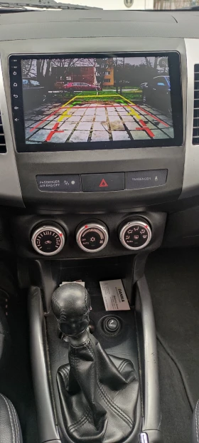 Обява за продажба на Mitsubishi Outlander 2.0 DID ~7 999 лв. - изображение 8