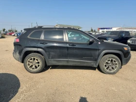 Jeep Cherokee * Trailhawk * CARFAX * БЕЗ ПЪРВОНАЧАЛНА ВНОСКА - 30550 лв. / 15619.97 € - 36012856 3