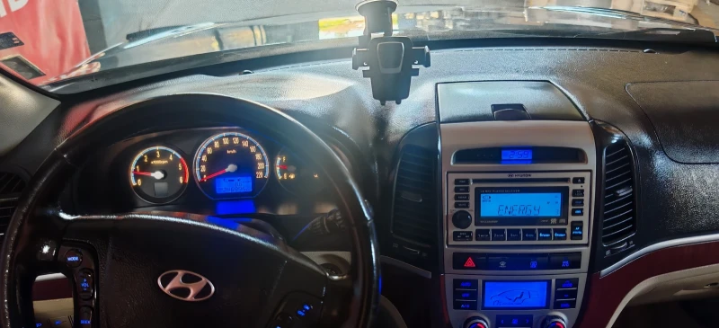 Hyundai Santa fe 2.2D CRDI 4x4, 155к.с, автоматик, снимка 8 - Автомобили и джипове - 51982170