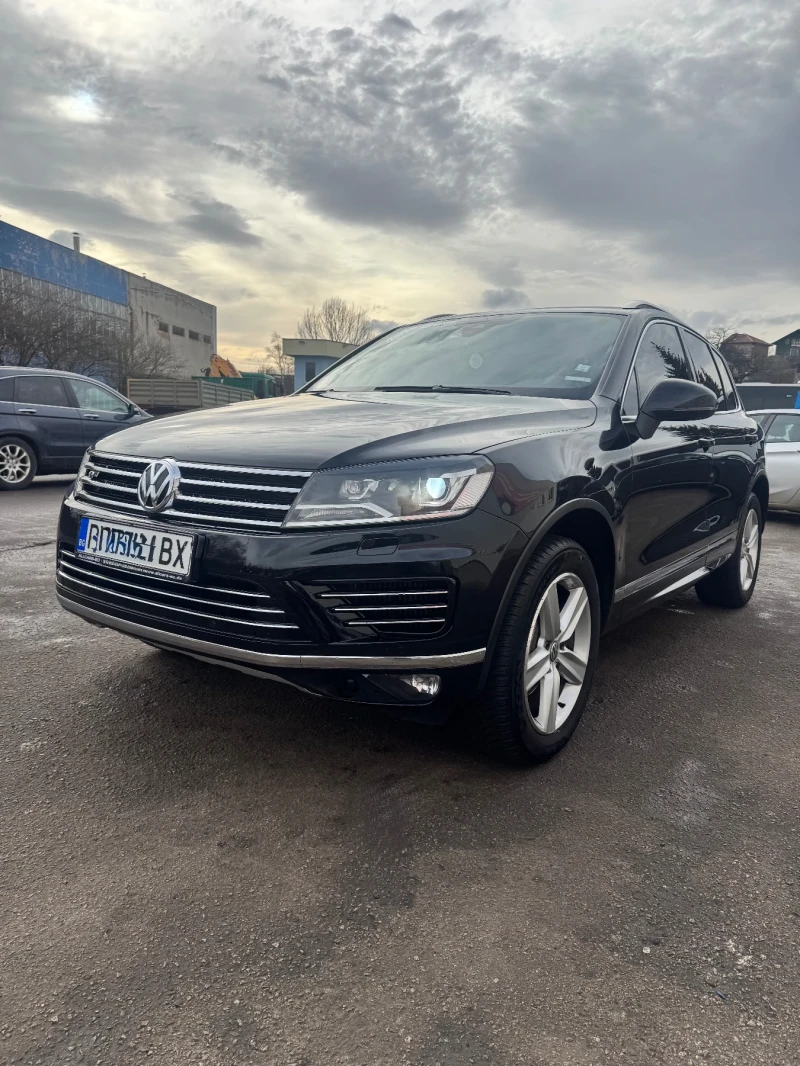 VW Touareg 3.0TDI Rline 4x4 panorama full extra!! КАТО НОВА!