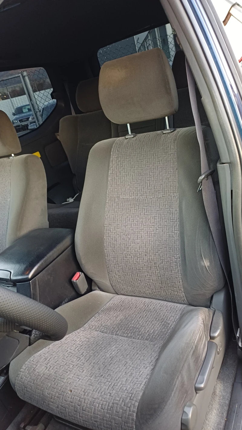 Toyota Land cruiser 3.0D4D  УНИКАТ, снимка 9 - Автомобили и джипове - 52417262