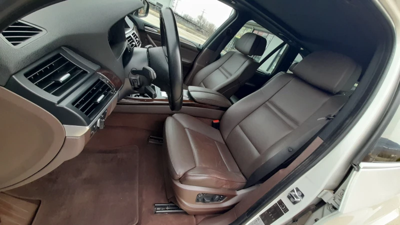 BMW X5 3.5 SD - M PAKET , снимка 9 - Автомобили и джипове - 53478700