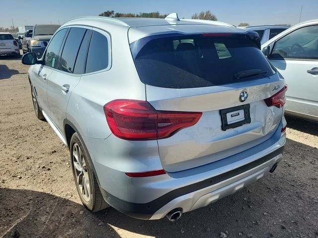 BMW X3 xDrive30i* Keyless* Hi-Fi* Подгрев* Камери* Пано* , снимка 2 - Автомобили и джипове - 47810333