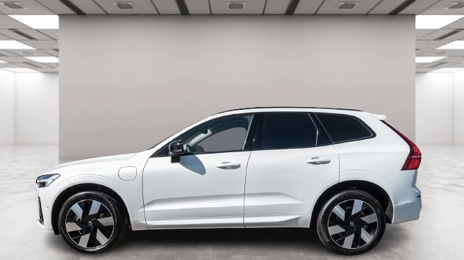 Volvo XC60 T8 AWD = Plus Dark = Гаранция, снимка 4 - Автомобили и джипове - 55752701