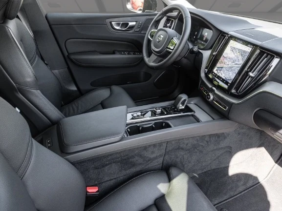 Volvo XC60 T8 AWD = Plus Dark = Гаранция, снимка 13 - Автомобили и джипове - 55752701
