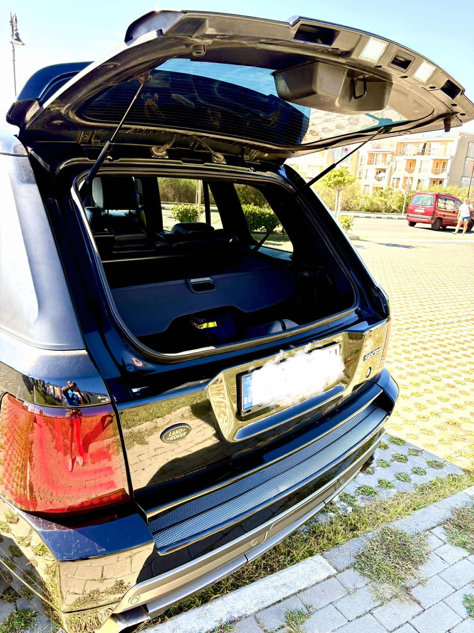 Land Rover Range Rover Sport  - изображение 7
