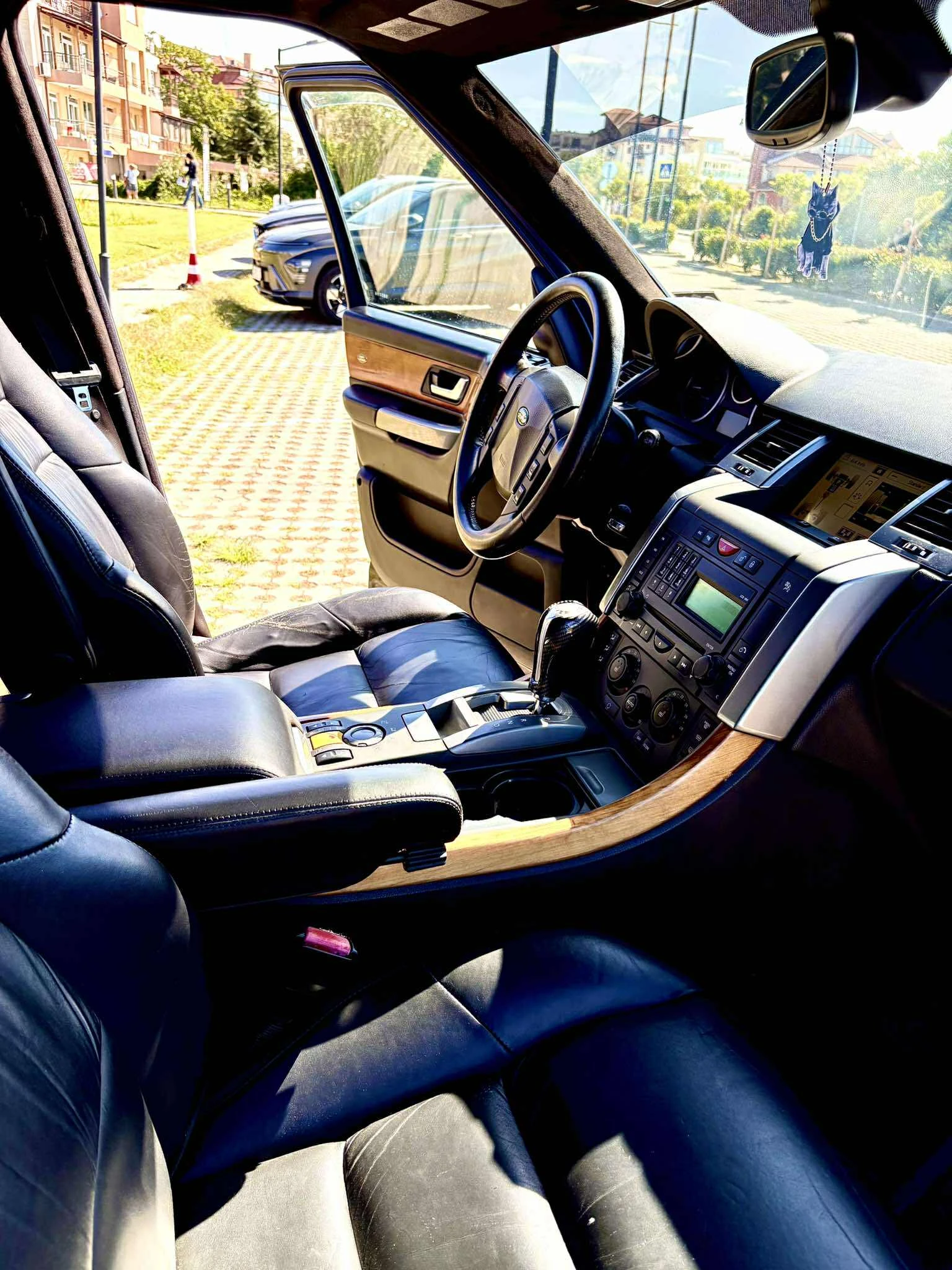 Land Rover Range Rover Sport  - изображение 10