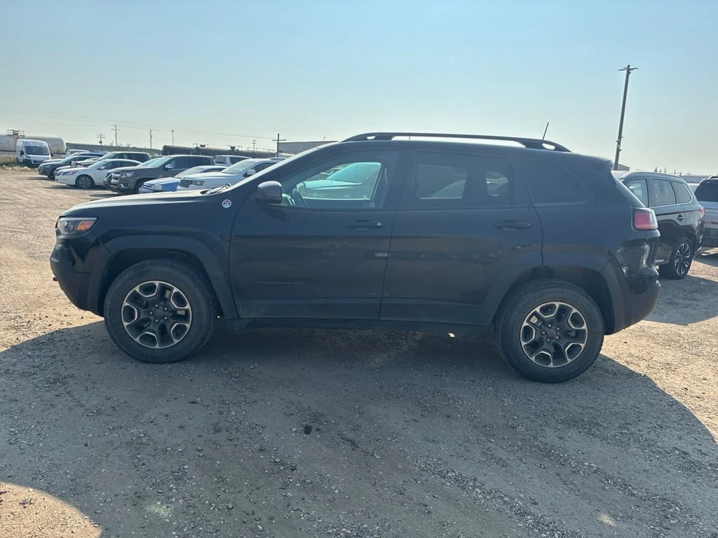 Jeep Cherokee * Trailhawk * CARFAX * БЕЗ ПЪРВОНАЧАЛНА ВНОСКА - изображение 2