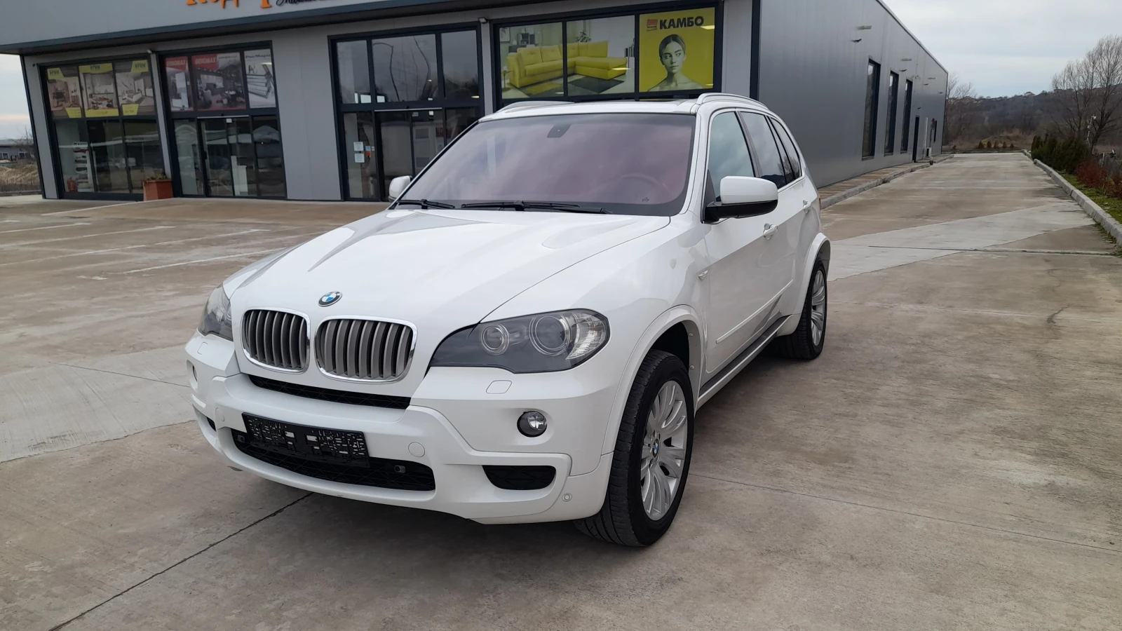 BMW X5 3.5 SD - M PAKET  - изображение 2
