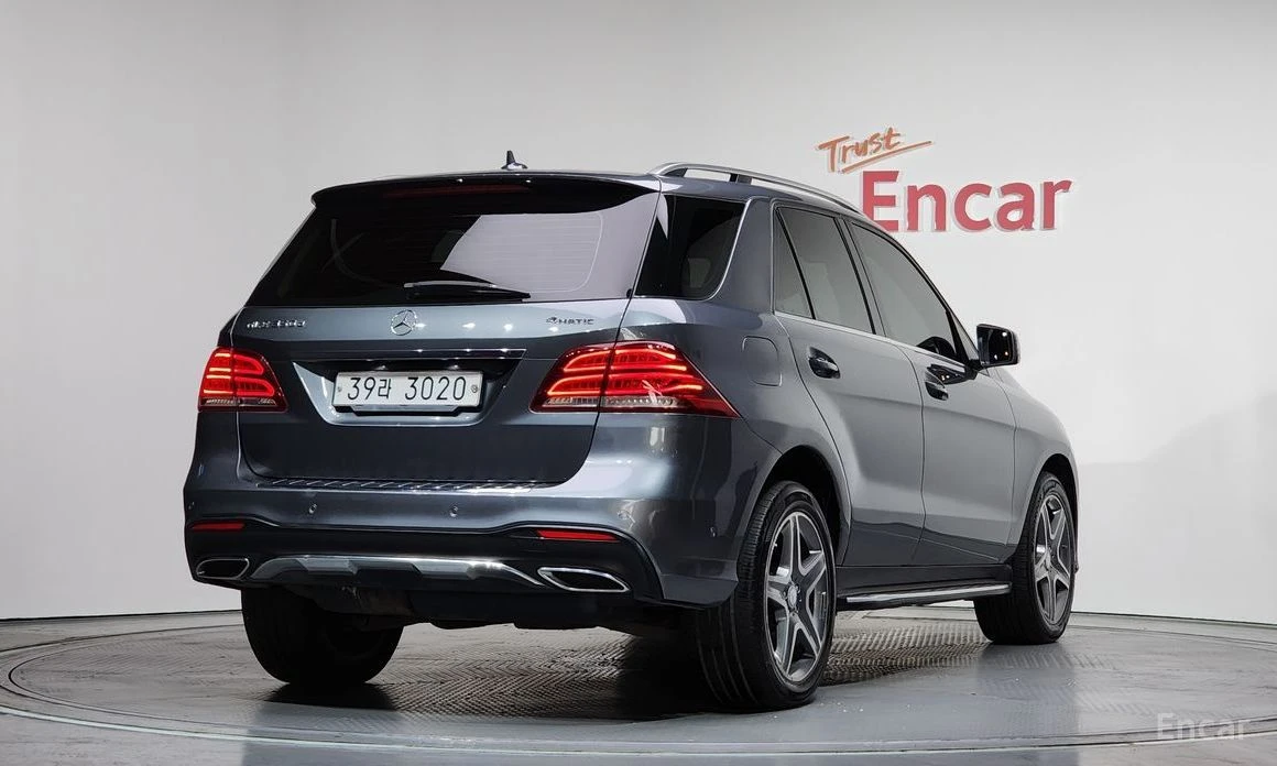 Mercedes-Benz GLE 350, снимка 2 - Автомобили и джипове - 53876259