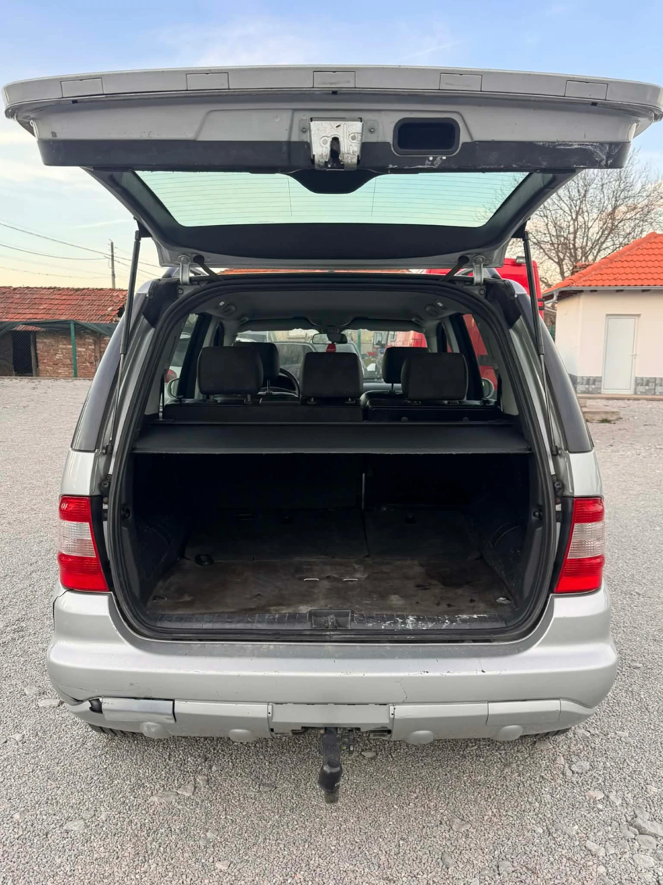 Mercedes-Benz ML 270, снимка 15 - Автомобили и джипове - 54084684