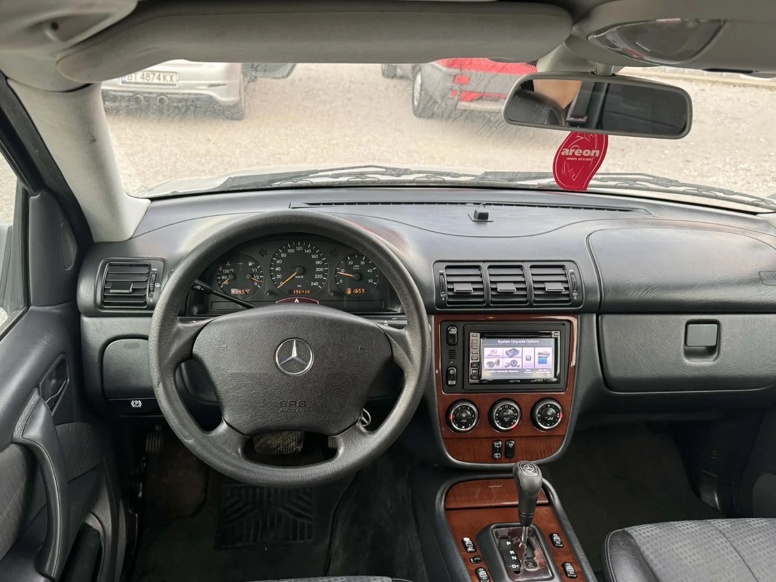 Mercedes-Benz ML 270, снимка 9 - Автомобили и джипове - 54084684