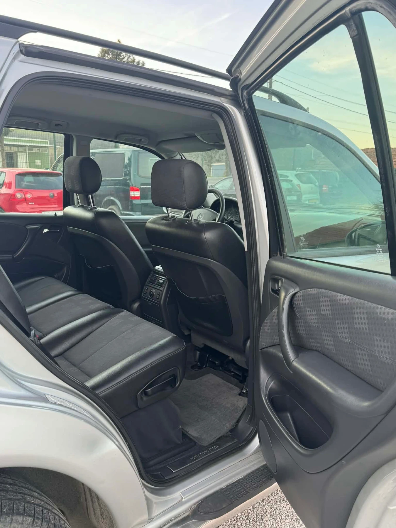 Mercedes-Benz ML 270, снимка 14 - Автомобили и джипове - 54084684