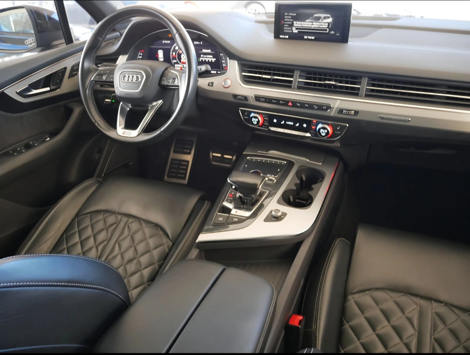 Audi SQ7 Очакван Внос Пълна Сервизна История АУДИ Германия, снимка 7 - Автомобили и джипове - 54596963