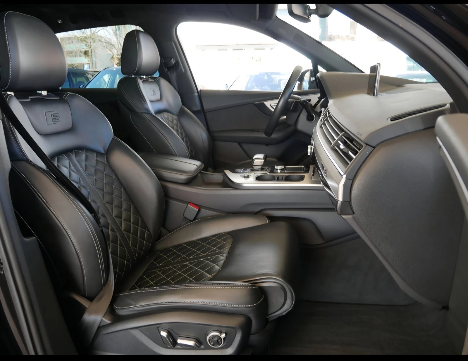 Audi SQ7 Очакван Внос Пълна Сервизна История АУДИ Германия, снимка 9 - Автомобили и джипове - 54596963