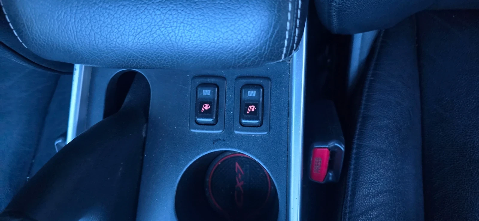 Mazda CX-7, снимка 4 - Автомобили и джипове - 54918276