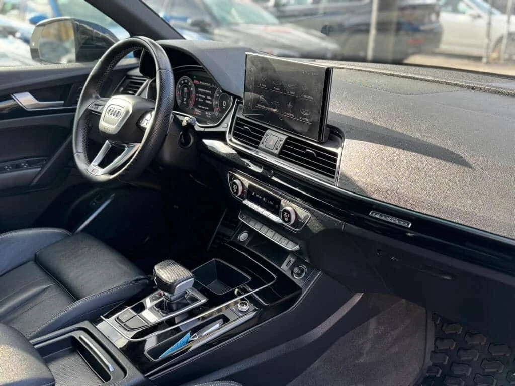 Audi Q5 Progressive S LINE 45 TFSI quattro  CARFAX, снимка 17 - Автомобили и джипове - 55200883