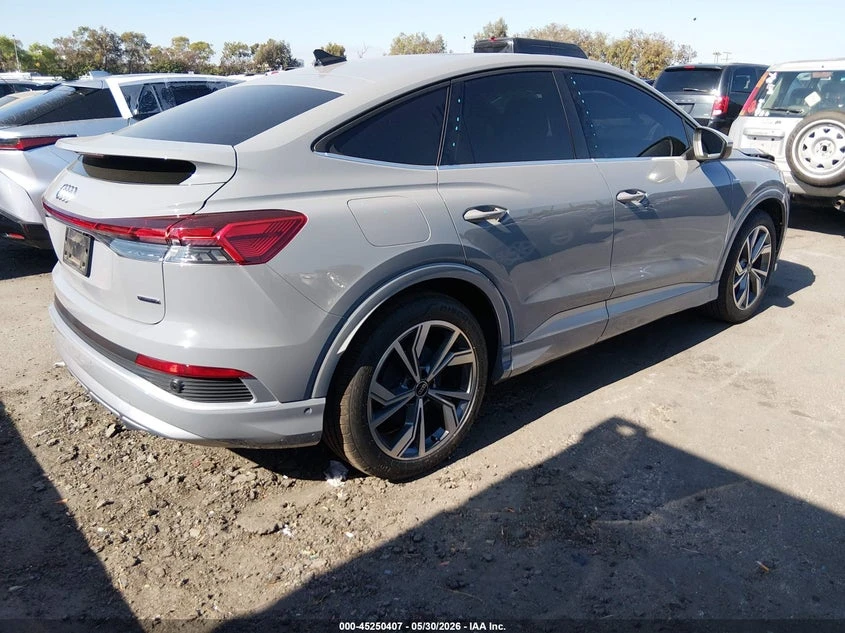 Audi Q4 Sportback E-Tron Premium Plus 55 Quattro, снимка 4 - Автомобили и джипове - 55246219