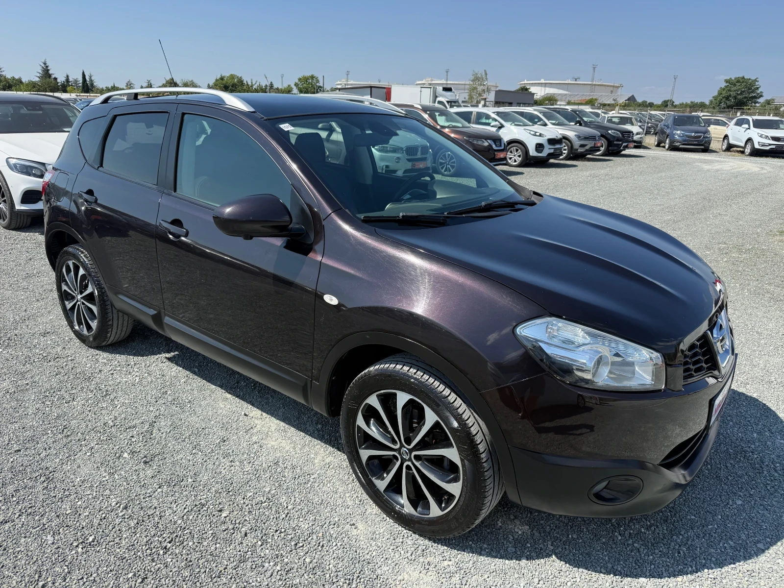 Nissan Qashqai (KATO НОВА), снимка 3 - Автомобили и джипове - 55406540