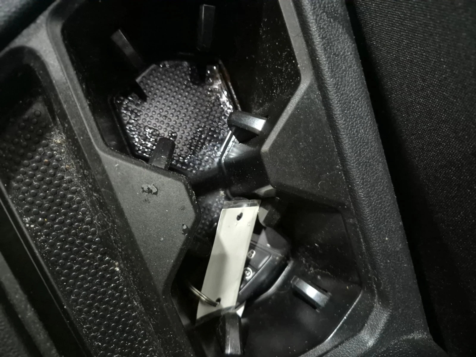 VW Tiguan / HIGHLINE R LINE / 360 / FENDER AUDIO / PANO, снимка 10 - Автомобили и джипове - 56114887