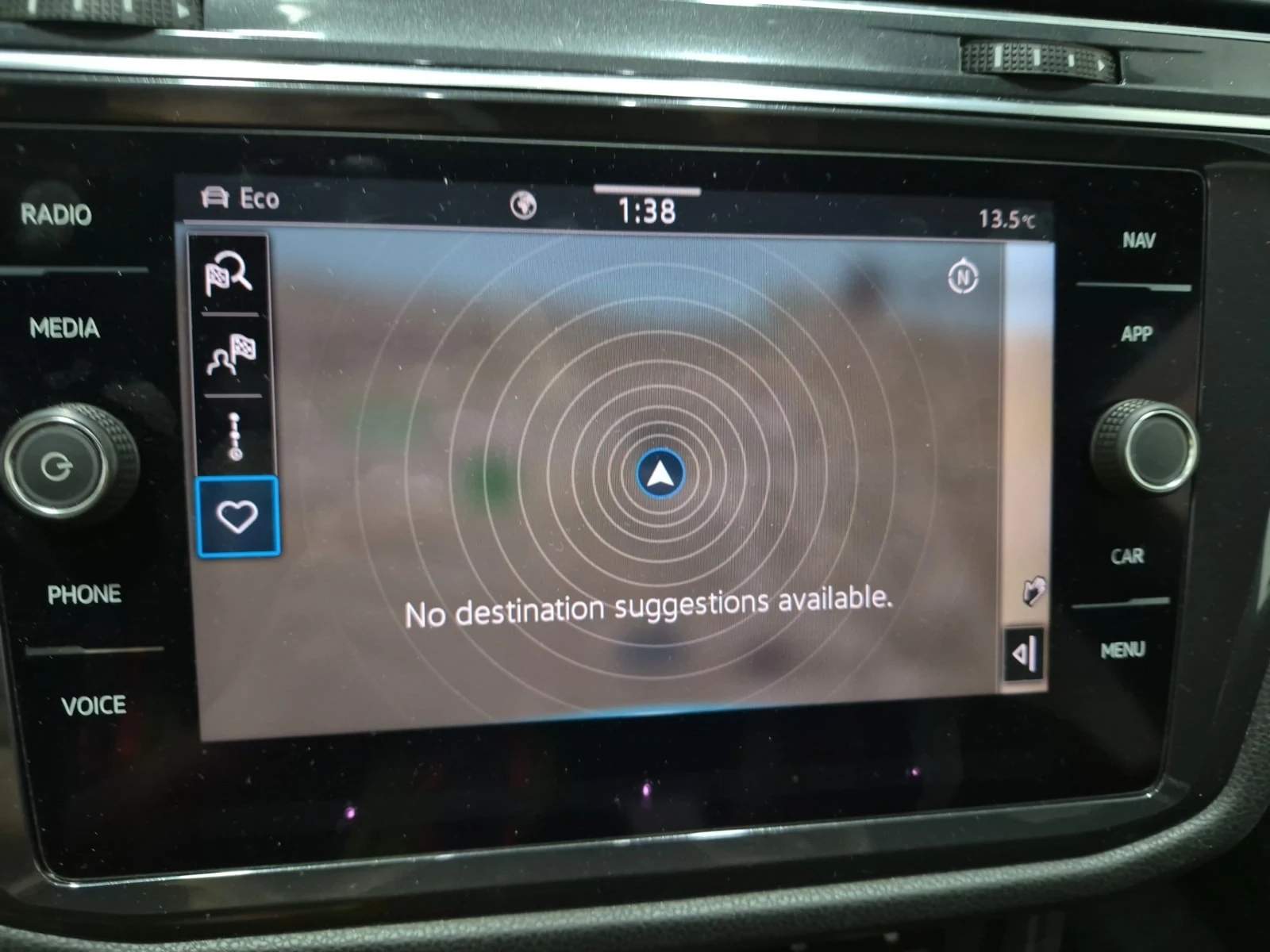 VW Tiguan / HIGHLINE R LINE / 360 / FENDER AUDIO / PANO, снимка 13 - Автомобили и джипове - 56114887