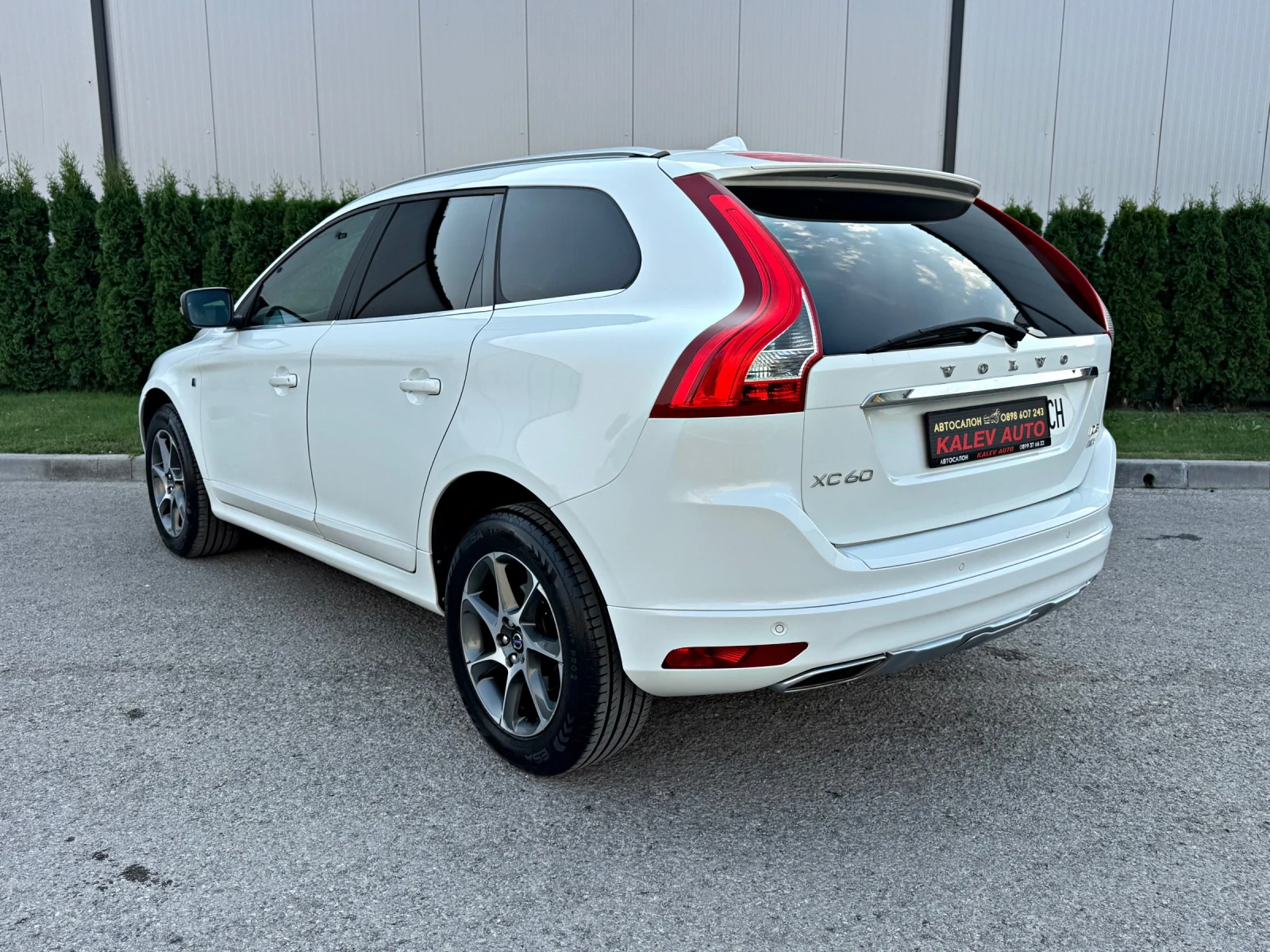 Volvo XC60 2.4D5 AWD/Ocean Race/ШВЕЙЦАРИЯ!!!, снимка 5 - Автомобили и джипове - 56221944