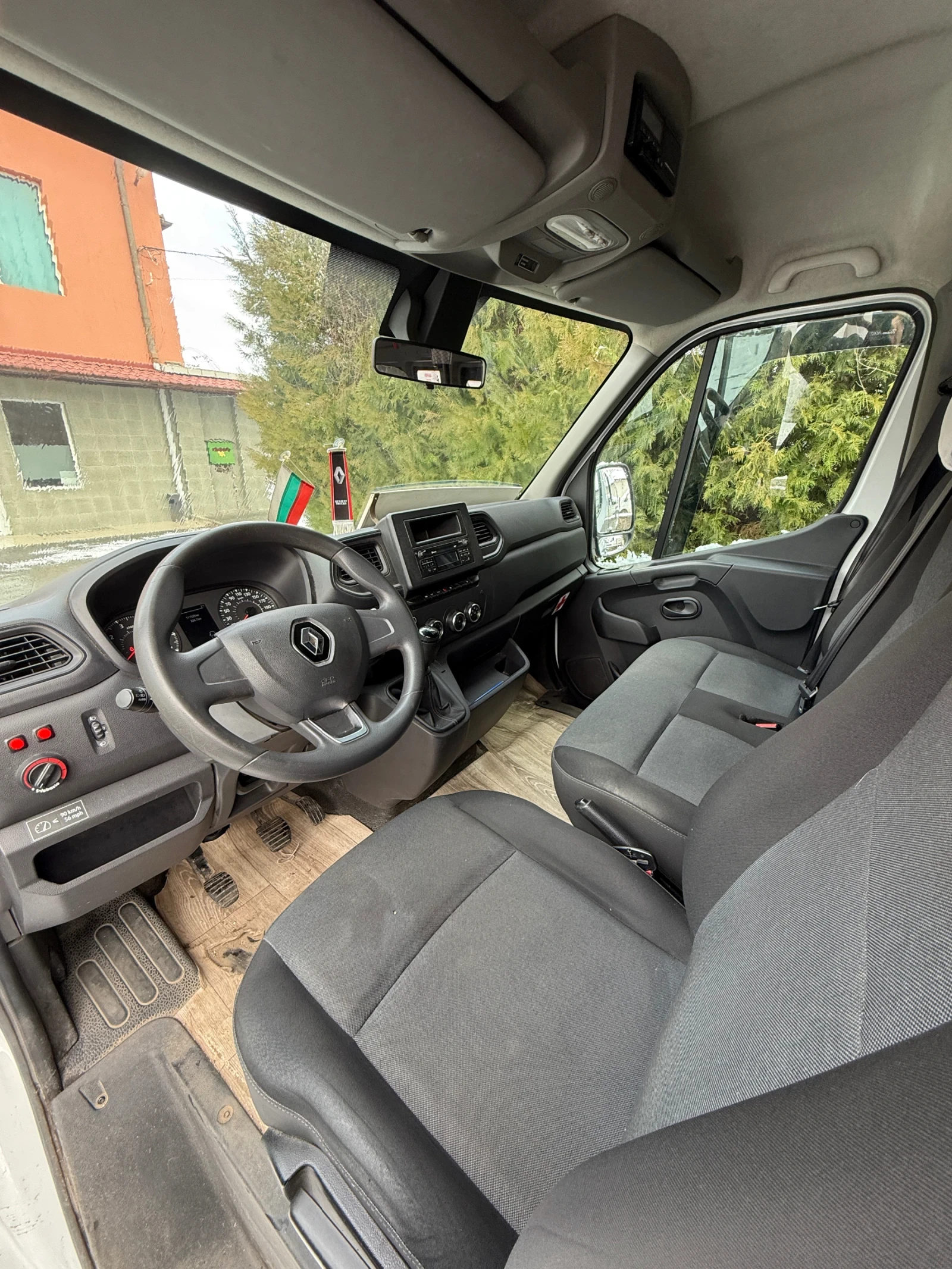 Renault Master Пътнически бус - изображение 8