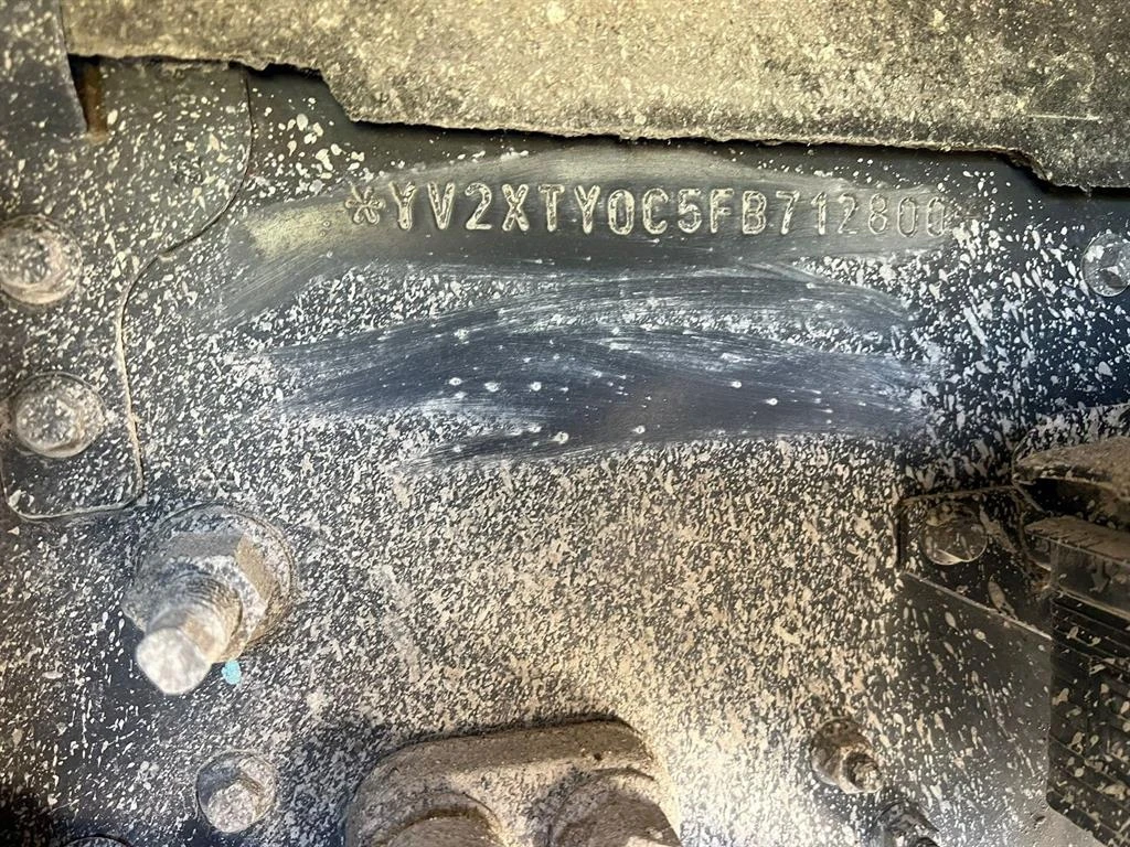 Volvo Fm 460 Кран 26тм дистанц., снимка 11 - Камиони - 54379258