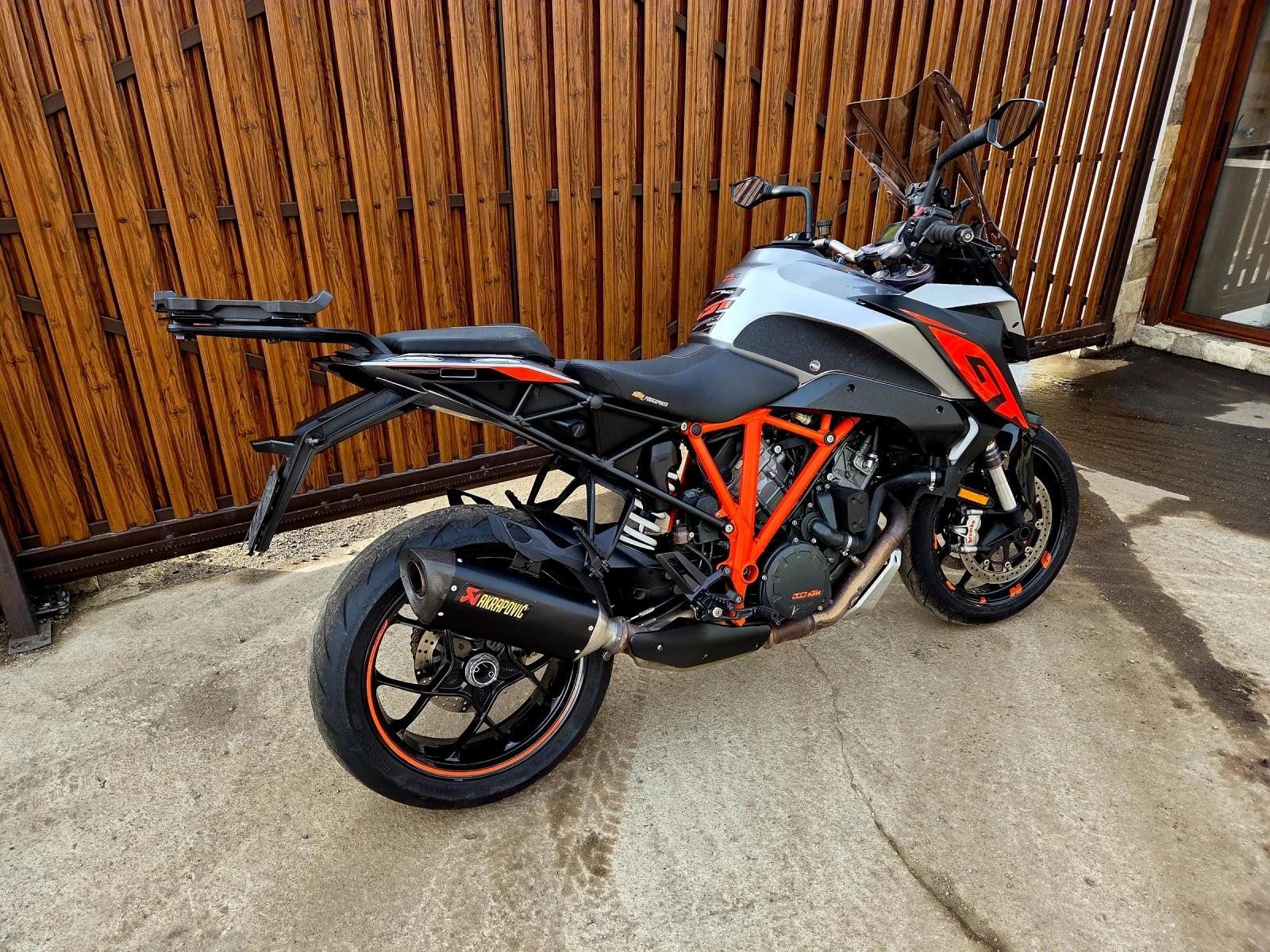 Ktm Duke SUPER DUKE 1290 GT - изображение 6
