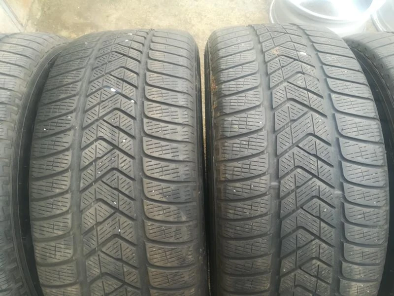 Гуми Зимни 255/55R18, снимка 8 - Гуми и джанти - 20359955