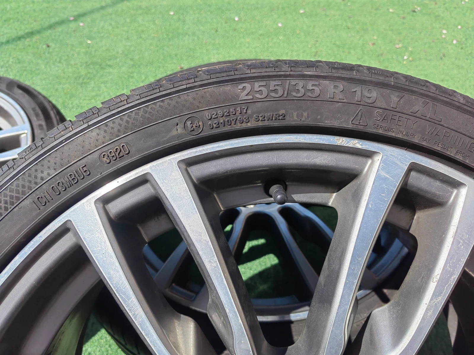 Гуми с джанти Semperit 255/35R19, снимка 7 - Гуми и джанти - 54244052