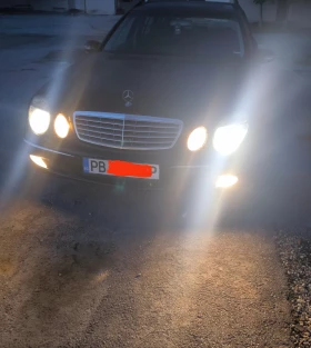 Mercedes-Benz E 270, снимка 9