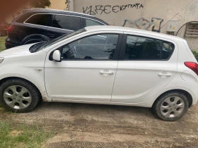 Hyundai I20, снимка 2