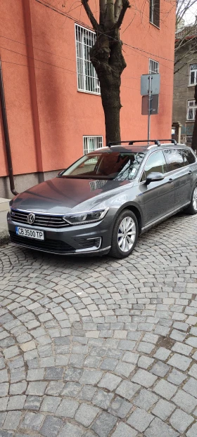     VW Passat Pl-hibrid 