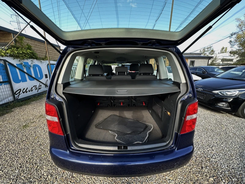 VW Touran 1.9TDI 101к.с./6ск./ТОП СЪСТОЯНИЕ , снимка 13 - Автомобили и джипове - 47410061