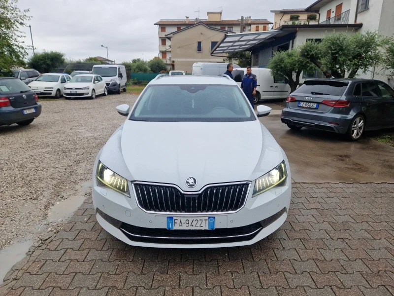 Skoda Superb 2.0TDI, 150кс, DSG, 16г.full, снимка 8 - Автомобили и джипове - 47504123