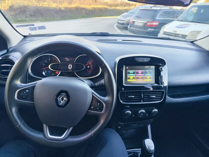 Renault Clio 1.5 dci, снимка 8 - Автомобили и джипове - 48748443