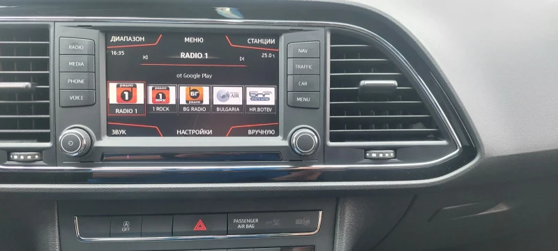 Seat Leon 1.6 TDI DSG 7 ск. 110 к.с., снимка 7 - Автомобили и джипове - 51938075