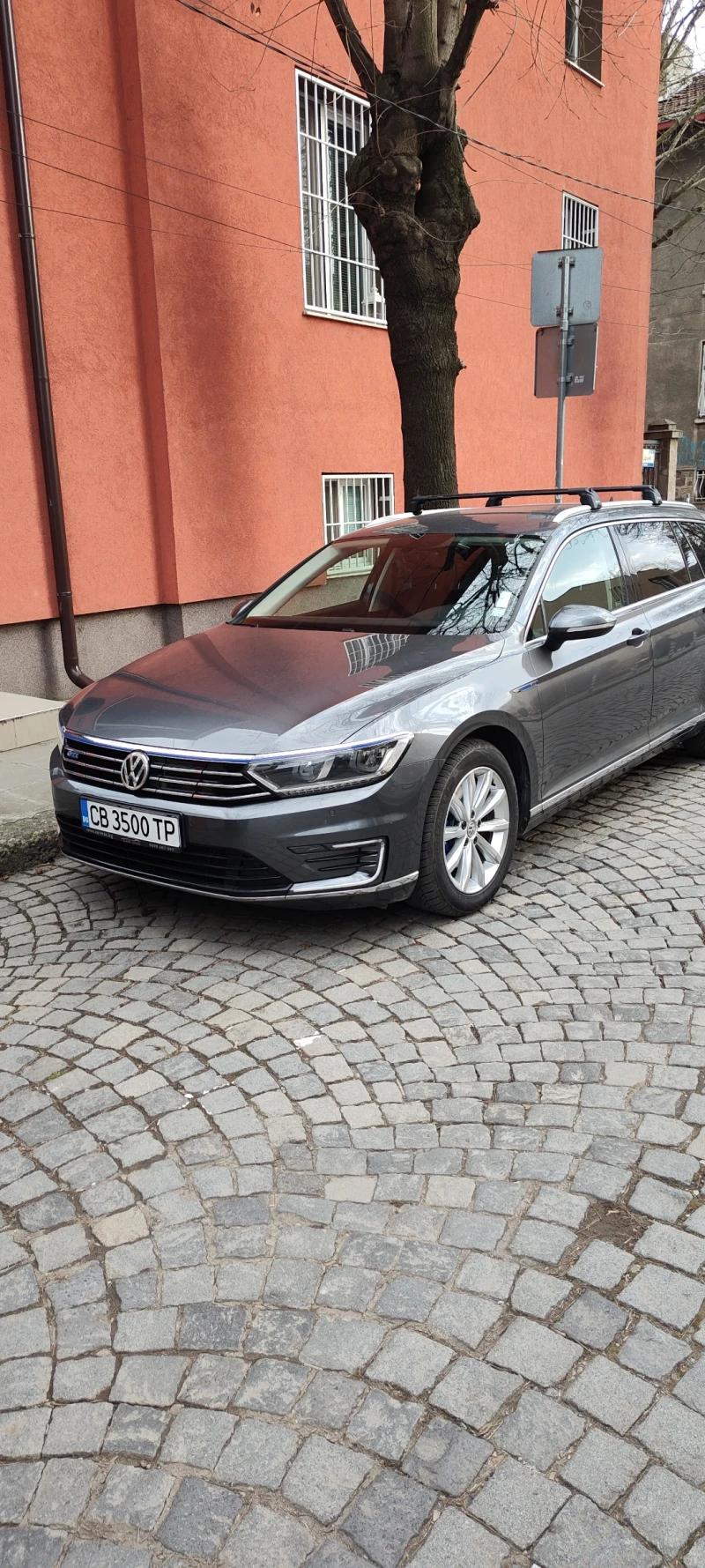 VW Passat Pl-hibrid , снимка 2 - Автомобили и джипове - 52555091