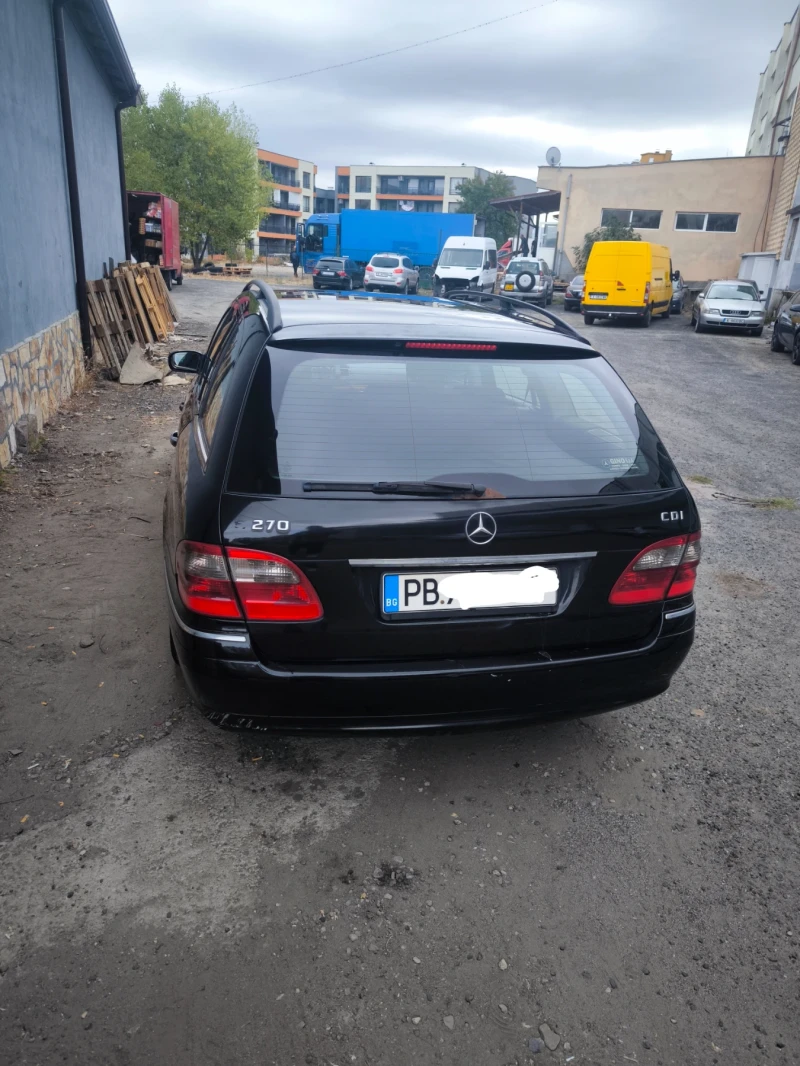 Mercedes-Benz E 270, снимка 3 - Автомобили и джипове - 51948745
