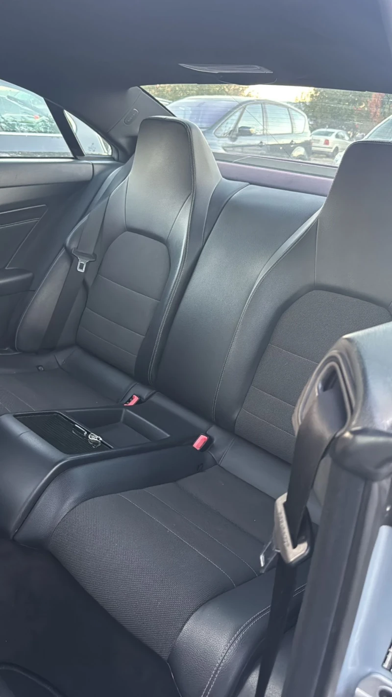 Mercedes-Benz E 220 2.2D, снимка 12 - Автомобили и джипове - 52226475