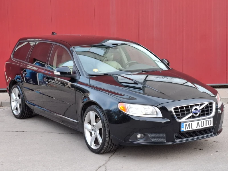 Volvo V70 2.0D 136hp * КЛИМАТРОНИК * КОЖА * ЛИЗИНГ * , снимка 6 - Автомобили и джипове - 52542334