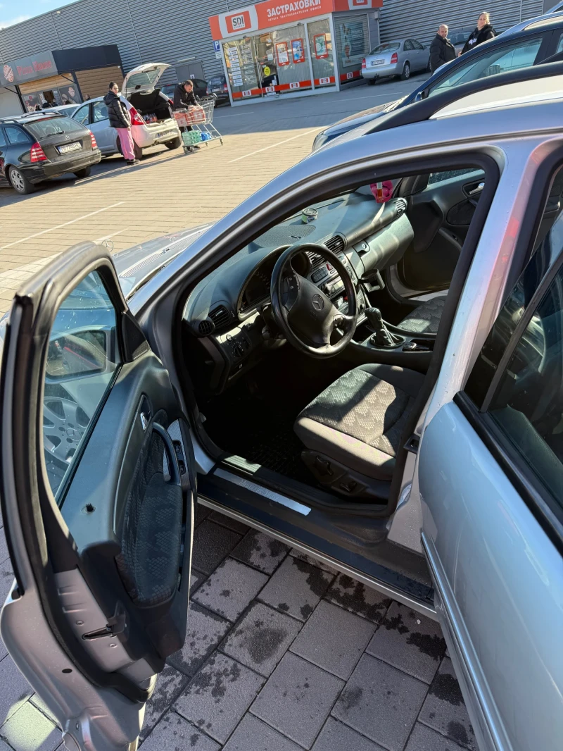 Mercedes-Benz C 200, снимка 5 - Автомобили и джипове - 52853397