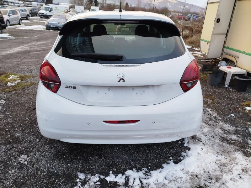 Peugeot 208 1.6HDI-140хил.км., снимка 6 - Автомобили и джипове - 53047299