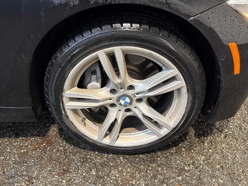 BMW 330 * 330i xDrive * CARFAX * ЦЕНА ДО БГ, снимка 6 - Автомобили и джипове - 53428342