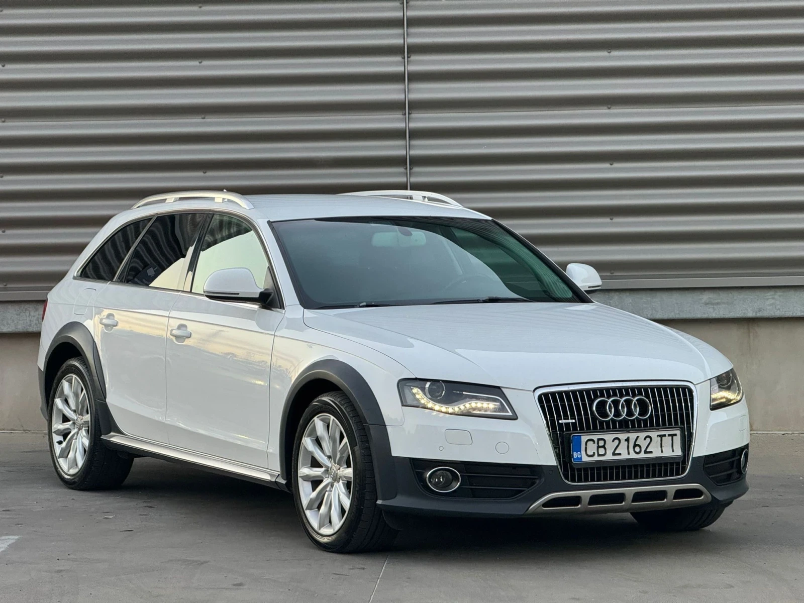 Audi A4 Allroad 3.0TDI QUATTRO LED* BAGN OLUFSEN* СОБСТВЕН ЛИЗИНГ - изображение 3