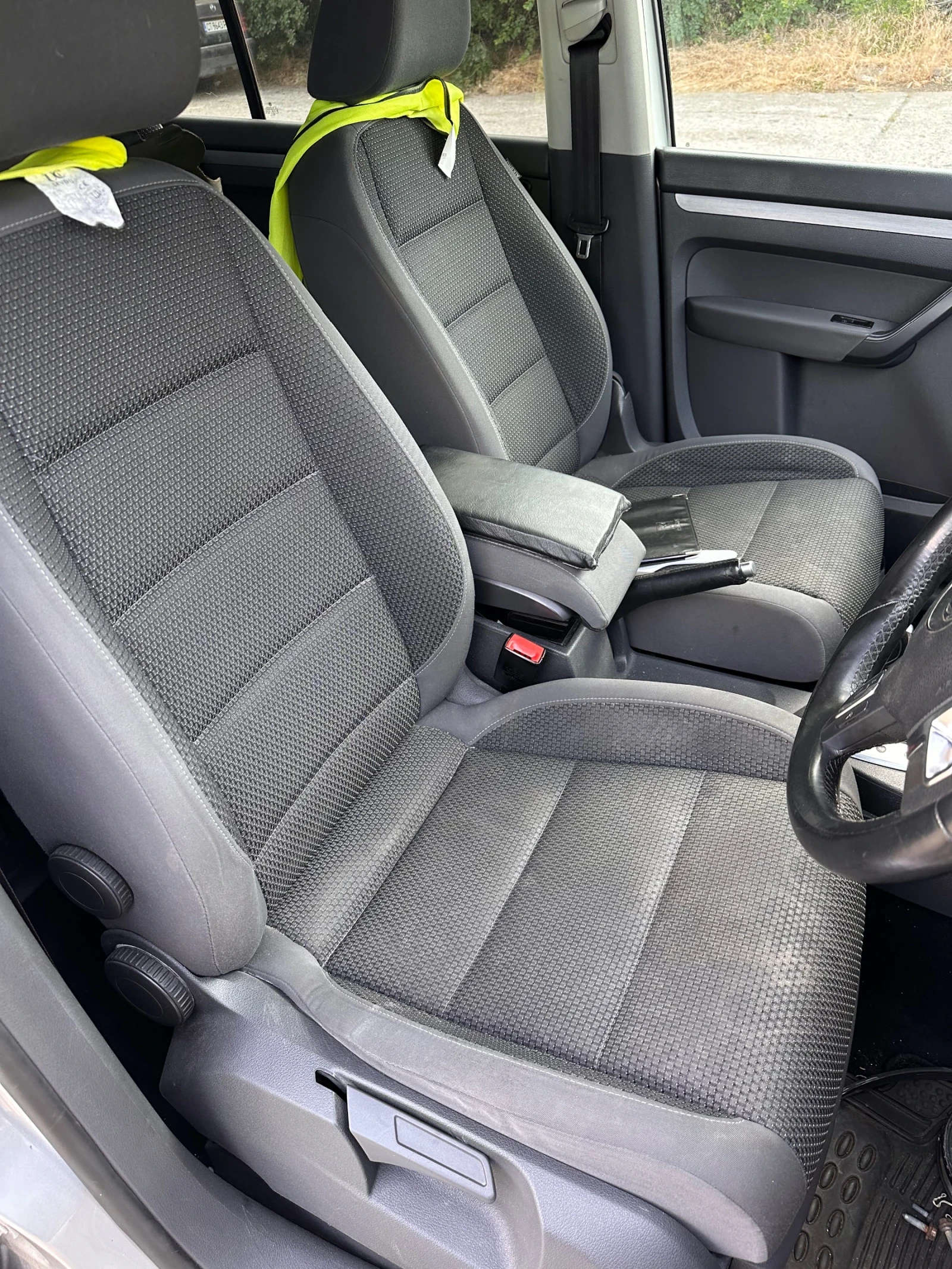 VW Touran 1.6tdi dsg - изображение 6