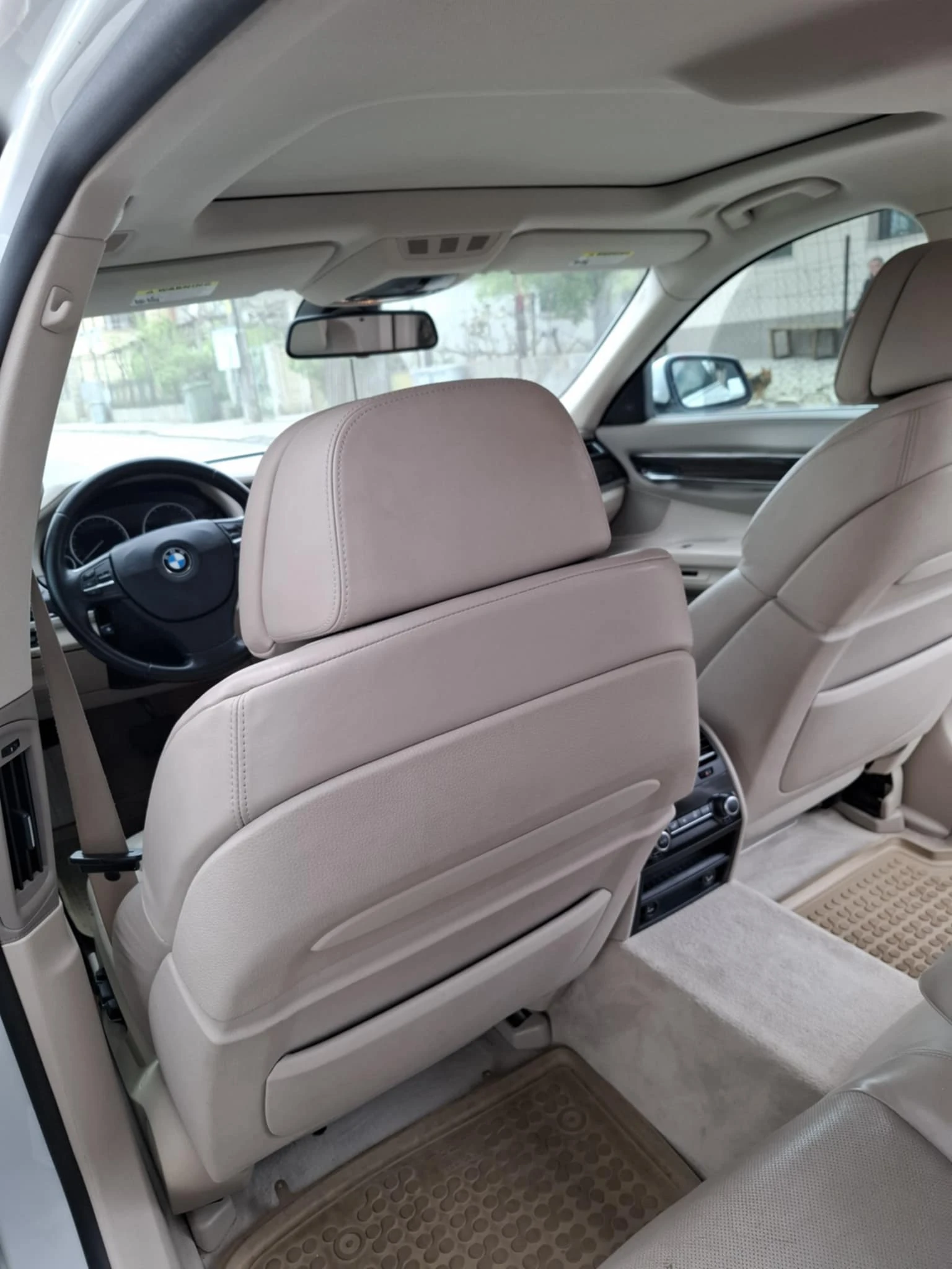 BMW 750 Х ДРАЙВ - изображение 3